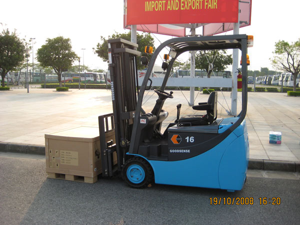 GOODSENSE 1.8Ton 3-Wheel Electric Forklift with ZAPI controller FE18