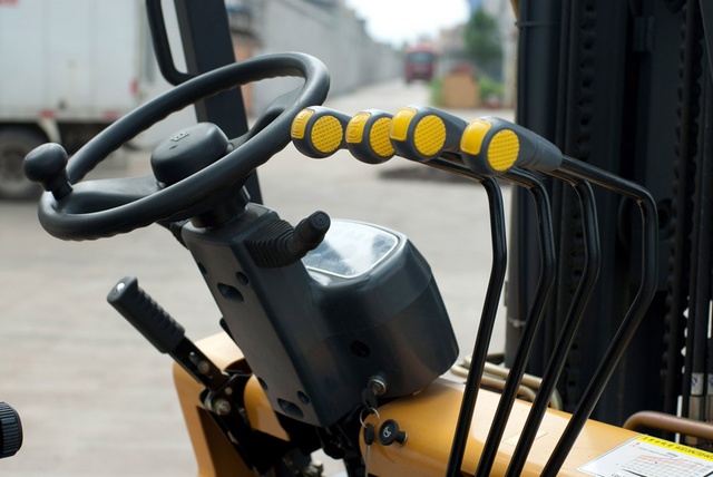 3.5T diesel forklift with XINCHAI engine HH35Z-N4-D