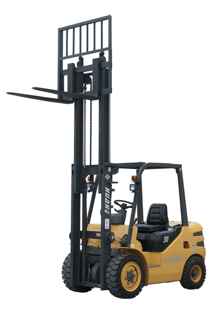 3T Gasoline forklift with NISSAN engine HH30Z-W21-G