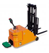 Soosung 1T Stand-on Reach Truck SWC