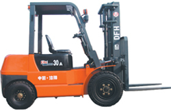 Yituo 3T Diesel Counter Balanced Forklift CPCD30A/CPCD30A1_ForkliftNet.com